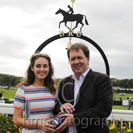 01st Tigroney ( 1 , black  yellow diabolo ) and Donagh Meyler (7) - Trainer : Miss Elizabeth Doyle - Owner : P.Bradford
