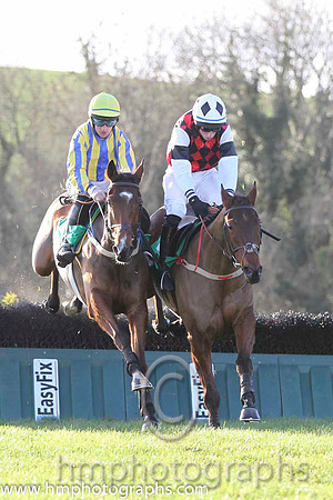 04 Beau Ballistic & R Loughran - 4th (1, royal blue and yellow stripes) & 06 Cloch Fada & M P Fogarty - PU (2, red and black diamonds) - FT8E1139-22