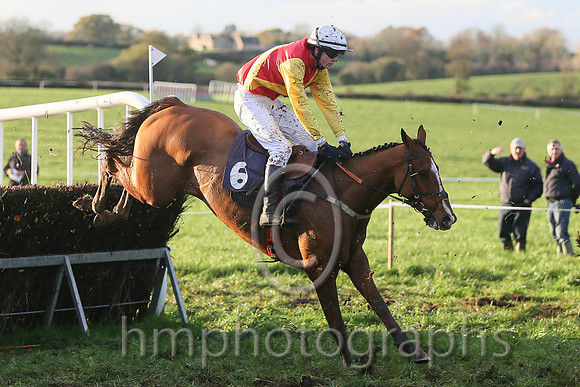 01st KRAKEN TALE and C Hughes ( 6 , RED,yellow sash; yellow sleeves; white cap ) Trainer: C.A. McBratney,, Owner : H Syndicate Family