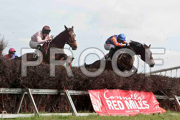 Little Luv , Fel, Jockey M J O'Hare & Queen Of The Air , Fell, Jockey - B O'Neill -CU2D4575-e