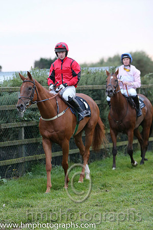 05 Topper Thornton and Mr N McParlan - - 05th (6 ,red, thin black stripes ) " &amp; "03 Blueberry Hill and Mr J J Codd - - 03rd (1 ,pink, white hoop ) "