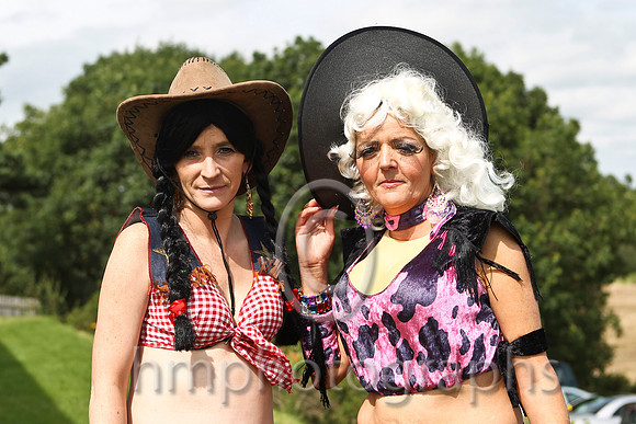 Moya Tracey & Nuala Dogerty, Belfast  - FT8E2908-e2