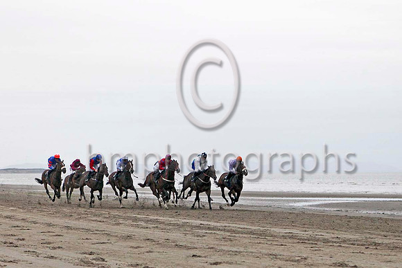 Romeo's On Fire , Winner left of picture, Jockey Mr K E Powers -  IMG_9556-e2