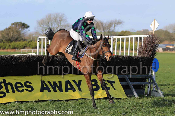 DO NO WRONG and M J O'Hare ( 14 , DARK BLUE,emerald green spots; dark blue sleeves,emerald green spots; white cap ) Trainer: Andrew McNamara,, Owner : Rhona McNamara