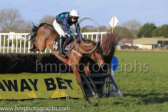 DO NO WRONG and M J O'Hare ( 14 , DARK BLUE,emerald green spots; dark blue sleeves,emerald green spots; white cap ) Trainer: Andrew McNamara,, Owner : Rhona McNamara