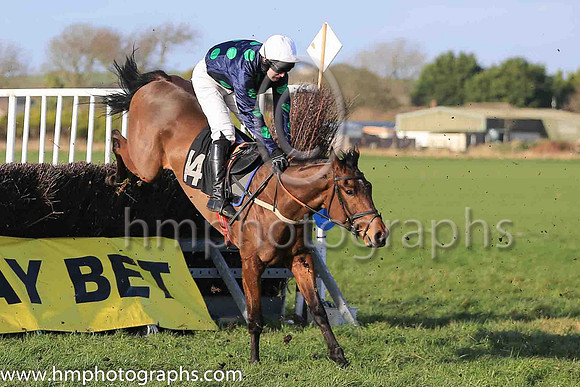 DO NO WRONG and M J O'Hare ( 14 , DARK BLUE,emerald green spots; dark blue sleeves,emerald green spots; white cap ) Trainer: Andrew McNamara,, Owner : Rhona McNamara