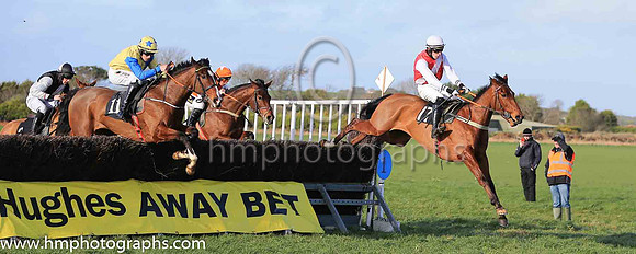 01st HOLYMACAPONY and S Cavanagh ( 17 , RED,white sash; white sleeves; white cap ) Trainer: C.W.J. Farrell,, Owner : George R. Williams