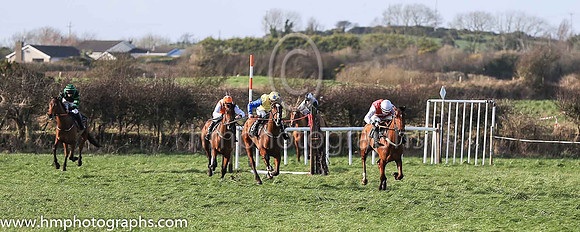 01st HOLYMACAPONY and S Cavanagh ( 17 , RED,white sash; white sleeves; white cap ) Trainer: C.W.J. Farrell,, Owner : George R. Williams