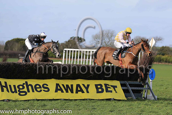 01st TANGO THEATRE and S Connor ( 9 , PINK  YELLOW CHECK; pink sleeves; yellow cap ) Trainer: Warren Ewing,, Owner : Warren Ewing