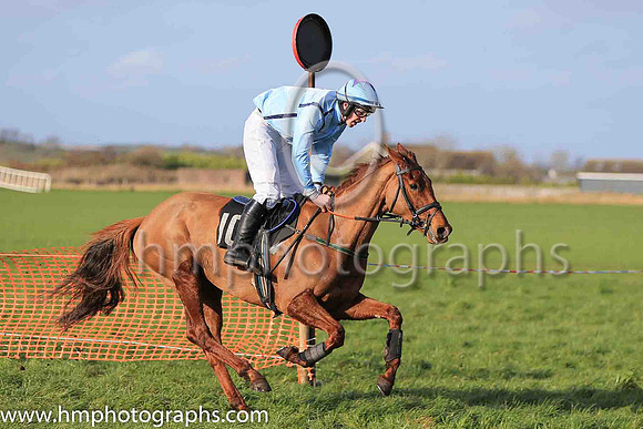 WELL BRIEFED and B G Crawford ( 10 , LIGHT BLUE,navy seams; light blue sleeves; light blue cap,purple star ) Trainer: S.R.B Crawford,, Owner : S.R.B. Crawford