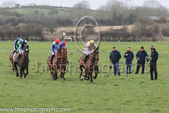 01st WILL CARVER and J G Gainford ( 5 , PINK  YELLOW CHECK; pink sleeves; yellow cap ) Trainer: Warren Ewing,, Owner : Warren Ewing