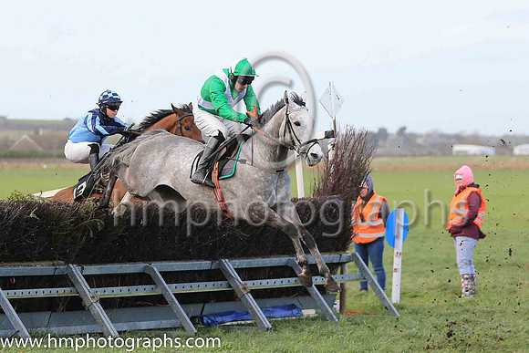 QUARRY LANE LAD and M J O'Hare ( 15 , EMERALD GREEN,white cross belts; emerald green sleeves; emerald green  white qtd cap ) Trainer: J.G. Cosgrave,, Owner : Peter Mackin