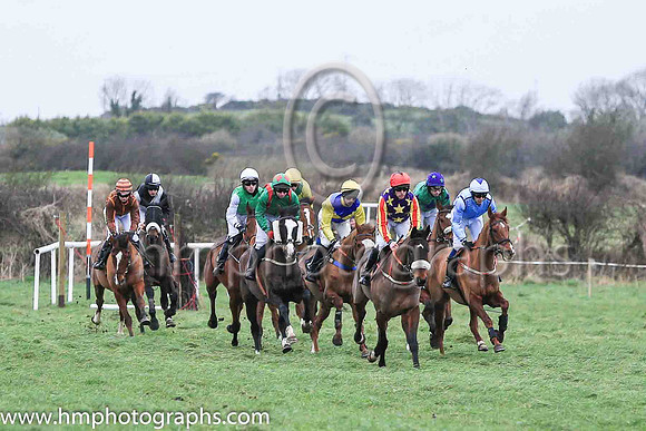 01st WINGED LEADER and B O'Neill ( 4 ,purple,yellow star;red and yellow striped sleeves;red cap ) Trainer: D.M. Christie,, Owner : S.J. Hegarty