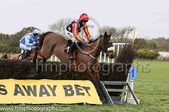 01st WINGED LEADER and B O'Neill ( 4 ,purple,yellow star;red and yellow striped sleeves;red cap ) Trainer: D.M. Christie,, Owner : S.J. Hegarty