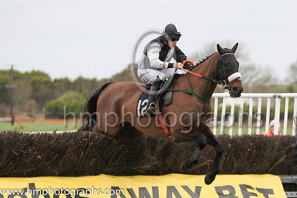 TYCOON PRINCE and S Connor ( 12 ,Antrim (H)- BLACK  WHITE QTD; black  white hlvd sleeves; white cap ) Trainer: Colin S. McKeever,, Owner : W.W. Dennison