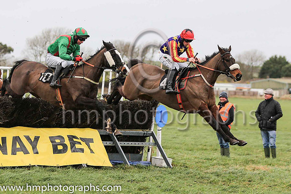 01st WINGED LEADER and B O'Neill ( 4 ,purple,yellow star;red and yellow striped sleeves;red cap ) Trainer: D.M. Christie,, Owner : S.J. Hegarty