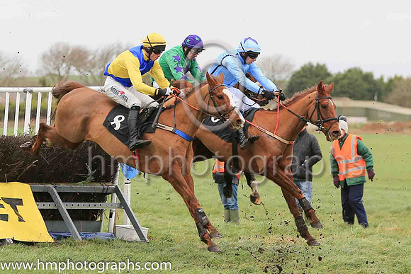 POLI ROI (FR) and B G Crawford ( 7 , EMERALD GREEN,purple star; emerald green sleeves,purple stars; purple cap,emerald green stars ) Trainer: S.R.B. Crawford,, Owner : Martin McGroggan Raymond Scullio