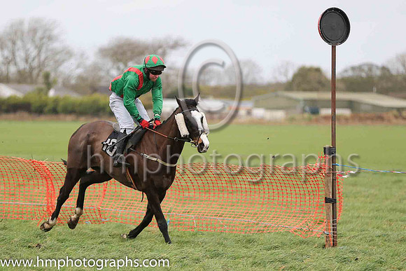02nd CHOSEN DREAM and N McParlan ( 10 , EMERALD GREEN,red braces; emerald green sleeves; emerald green cap,red diamonds ) Trainer: Graham McKeever,, Owner : Margaret A. Simpson
