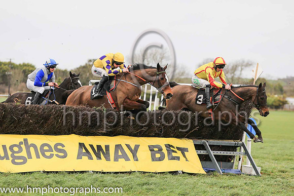 01st MT LEINSTER GOLD and B O'Neill ( 1 , YELLOW,purple triple diamond; yellow,purple diamonds sleeves  purple diamond sleeves; yellow cap ) Trainer: Colin Bowe,, Owner : Anthony Kearns