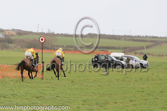 01st MT LEINSTER GOLD and B O'Neill ( 1 , YELLOW,purple triple diamond; yellow,purple diamonds sleeves  purple diamond sleeves; yellow cap ) Trainer: Colin Bowe,, Owner : Anthony Kearns