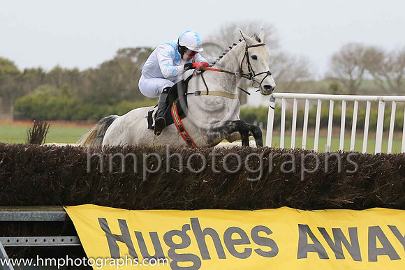 01st DENTO DES OBEAUX (FR) and Ross McLeigh ( 7 , WHITE,sky blue epaulettes; white sleeves,sky blue stars; white  sky blue qtd cap ) Trainer: C.A. McBratney,, Owner : Liam Gibney