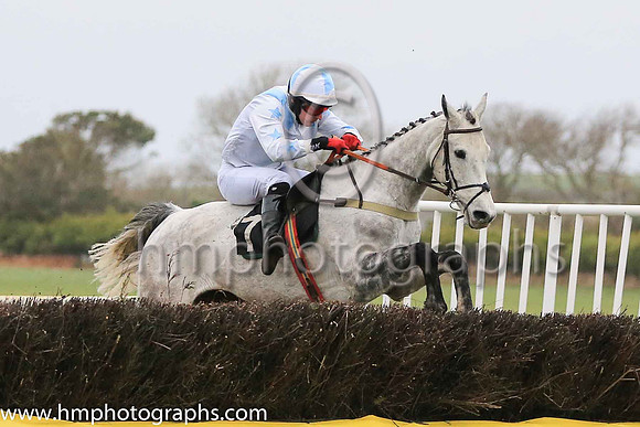 01st DENTO DES OBEAUX (FR) and Ross McLeigh ( 7 , WHITE,sky blue epaulettes; white sleeves,sky blue stars; white  sky blue qtd cap ) Trainer: C.A. McBratney,, Owner : Liam Gibney