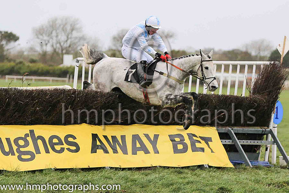 01st DENTO DES OBEAUX (FR) and Ross McLeigh ( 7 , WHITE,sky blue epaulettes; white sleeves,sky blue stars; white  sky blue qtd cap ) Trainer: C.A. McBratney,, Owner : Liam Gibney