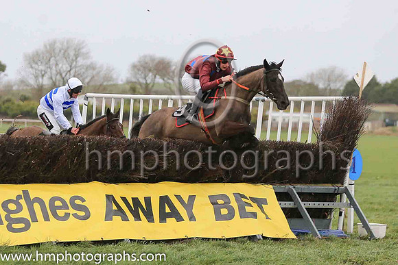 04th DRUMCONNOR ROAD and C Abernathy ( 9 , MAROON,royal blue stars; maroon sleeves; maroon cap,yellow stars ) Trainer: J.J. Lambe,, Owner : Martin Abernethy