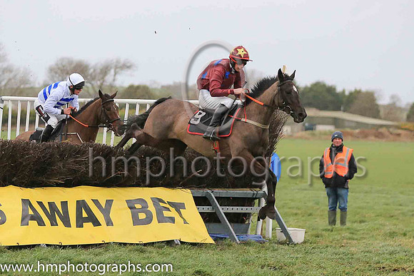 04th DRUMCONNOR ROAD and C Abernathy ( 9 , MAROON,royal blue stars; maroon sleeves; maroon cap,yellow stars ) Trainer: J.J. Lambe,, Owner : Martin Abernethy