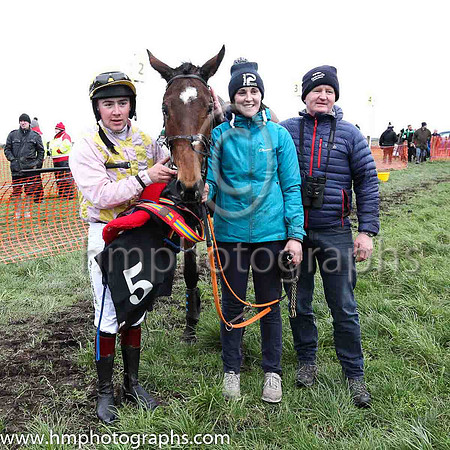 01st WILL CARVER and J G Gainford ( 5 , PINK  YELLOW CHECK; pink sleeves; yellow cap ) Trainer: Warren Ewing,, Owner : Warren Ewing