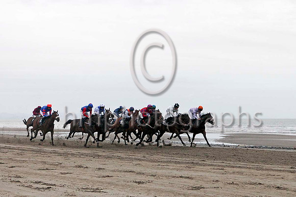 Romeo's On Fire , Winner2nd  left of picture, Jockey Mr K E Powers -IMG_9557-e2