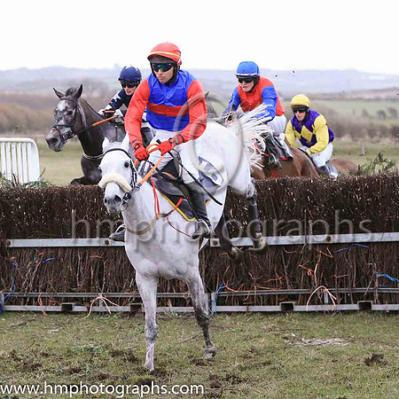 01st WELL BILL and D J McConville ( 7 , PURPLE,yellow triple diamond; yellow sleeves; yellow cap ) Trainer: Marshall Watson,, Owner : Claire Watson