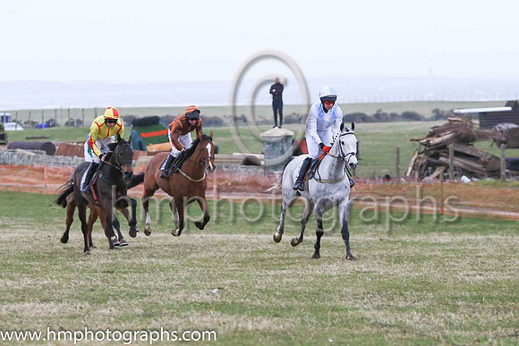 01st DOUBLE SMART and D G Lavery ( 4 , YELLOW,red seams; yellow sleeves,red diabolo; yellow  red qtd cap ) Trainer: Patrick Eugene Turley,, Owner : Andrew S. Pearson