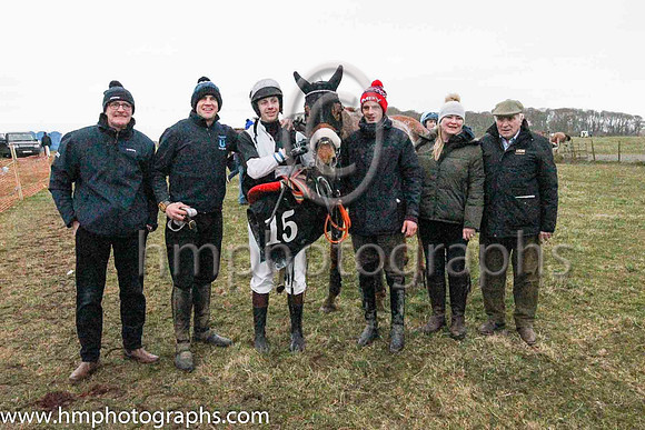 01st TARDREE and P G McGuigan ( 15 ,Antrim (H) - BLACK  WHITE QTD; black  white hlvd sleeves; white cap ) Trainer: Colin S. McKeever,, Owner : W.W. Dennison