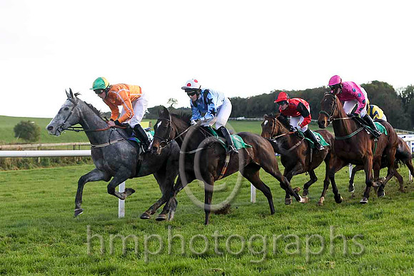 Hang Up My Boots leads the field , Jockey Mr M P Fogarty - 5th - FT8E4484-e