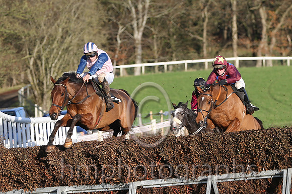 R3 Clondae Frisby & R James (2nd) and winners - InFrontOfTheJudge & J Cresswell