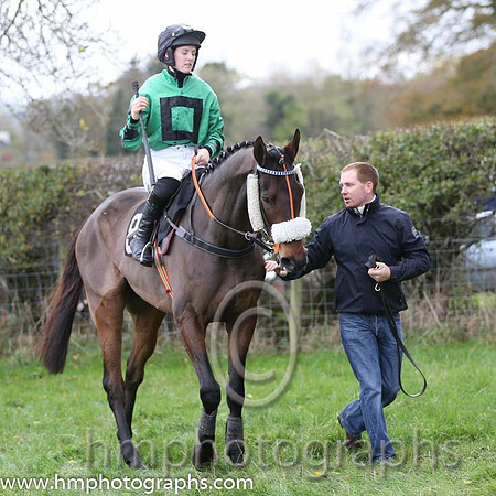 04 Vicsaflia and Miss R Blackmore - - 04th (8 ,emerald green, black hollow box ) Trainer - Dermot McLoughlin
