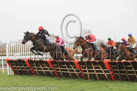 18th Deealli and C D Timmons 3 ( 17 , black, three white spots ) Trainer - Thomas Coyle , Owner - Miss Susan Barton