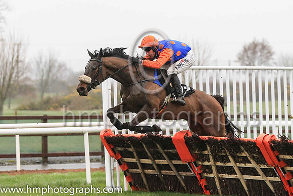 i01st Wingin A Prayer and R M Power ( 12 , royal blue, orange spots ) Trainer - Mrs J Harrington , Owner - Rainbow Gems Syndicate