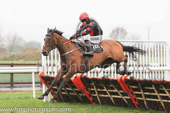 07th Stansfield and B Hayes ( 10 , black, red diamond ) Trainer - Paul Traynor , Owner - Miss K McNeilly