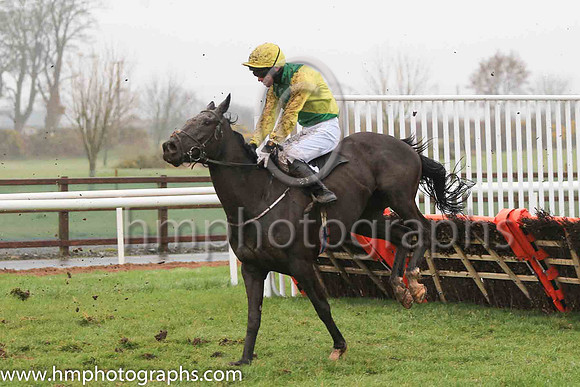 09th Mig Des Taillons and M A Enright ( 8 , yellow, green cross ) Trainer - R A Curran , Owner - Ms Mary Kelly