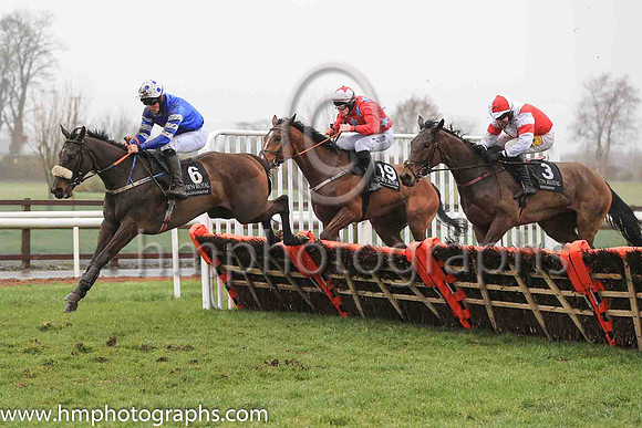16th Union Park and R A Doyle 3 ( 19 , red, blue spots ) Trainer - P J Rothwell , Owner - Oliver Barden