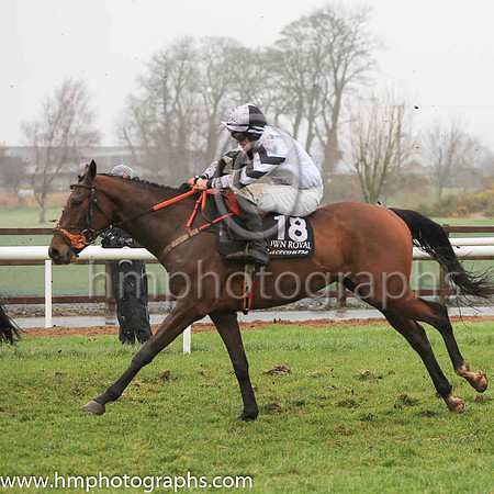 15th Mistertommyshelby and M Hamill 3 ( 18 , white, white and blue hooped sleeves ) Trainer - P Griffin , Owner - J A Griffin