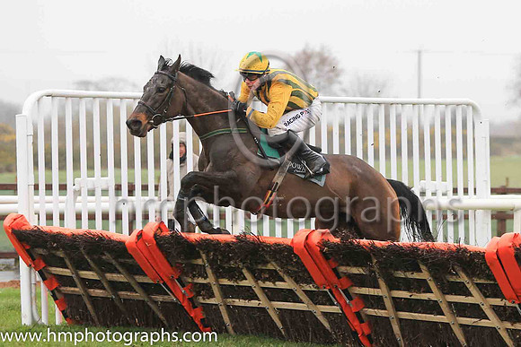 19th Smiling Emily and D F O?Regan ( 15 , green and yellow stripes ) Trainer - G A Kingston , Owner - G A Kingston
