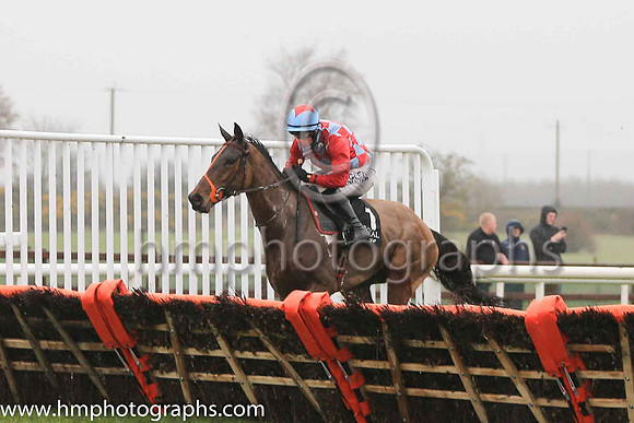 01st Groody Rover and B Hayes ( 1 , red and blue diamonds ) Trainer - P Fenton , Owner - Ms Patricia Hogan