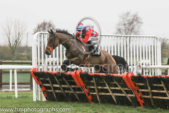 01st Groody Rover and B Hayes ( 1 , red and blue diamonds ) Trainer - P Fenton , Owner - Ms Patricia Hogan