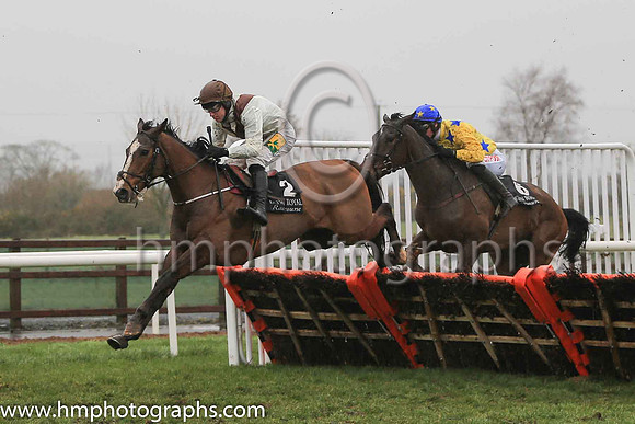 06th Granny Knot and D E Mullins ( 6 , yellow, blue stars ) Trainer - P F McEnery , Owner - P F McEnery