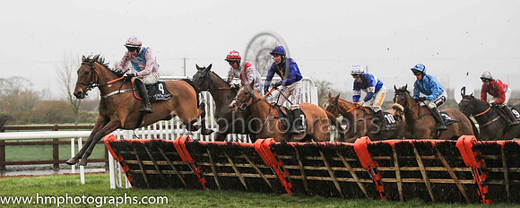02nd Magic Sea and E Walsh 7 ( 4 , pink and blue qtrd ) Trainer - Mrs S Dawson , Owner - Anthony Peter Passmore  Dr J F Dawson  R McCoubrey