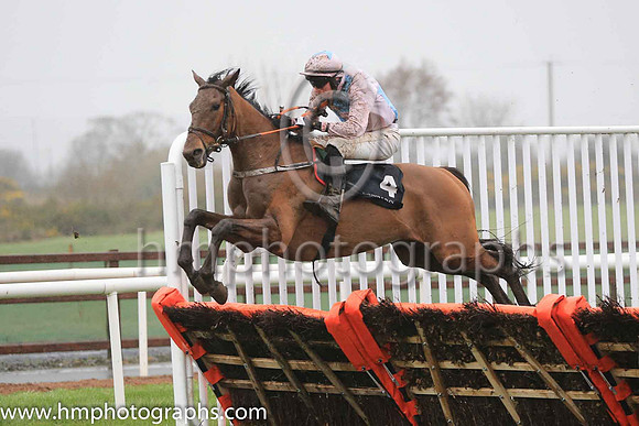 02nd Magic Sea and E Walsh 7 ( 4 , pink and blue qtrd ) Trainer - Mrs S Dawson , Owner - Anthony Peter Passmore  Dr J F Dawson  R McCoubrey