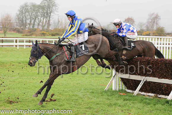 03rd Kagney and L A McKenna 7 ( 7 , blue, yellow stars ) Trainer - J J Lambe , Owner - Louise Magee